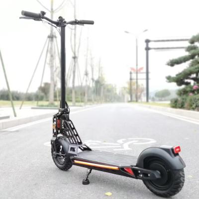 Chine Scooter électrique tout-terrain adulte 500W avec conception pliable et capacité de batterie de 10Ah à vendre