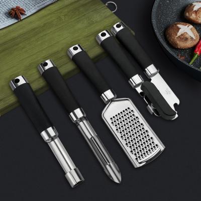 China Stocked Spot Direct Selling Stainless Steel Kitchen Tools Household Kitchenware Household Kitchenware Peelers Garlic Pressing Parts Miscellaneous Set for sale