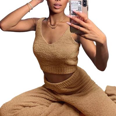 China Fashion Hot Selling Plush Navel Plush Women's V-Neck Two-piece Set Fashion Hot Sale V-Neck Two-Piece Set Vest Set for sale