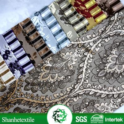 China Antistatic 100% Polyester Jacquard Velvet Knitting Moroccan Upholstery Fabric for sale