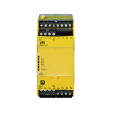 China PILZ 773800 PNOZ Safety Relays Speed Monitor Module à venda