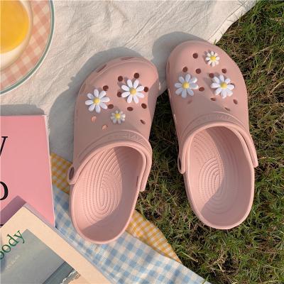 China CUSHIONING Wholesale Eva Women Comfortable Garden Clogs Outdoor Shoes Women Platform Slip On Sandal for sale