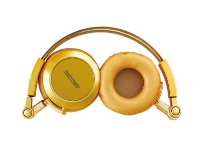 China Golden Retractable Wired Stereo Headset Music Cell Phone Headphones for sale