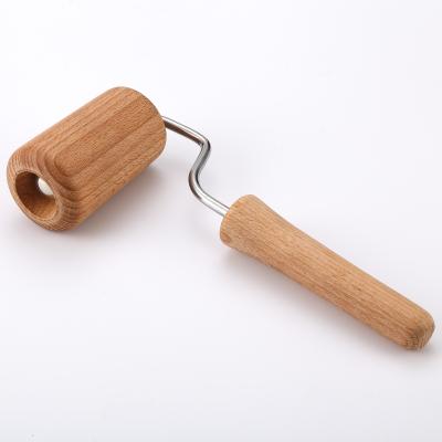 China Sustainable wide wooden pastry pizza roller for sale