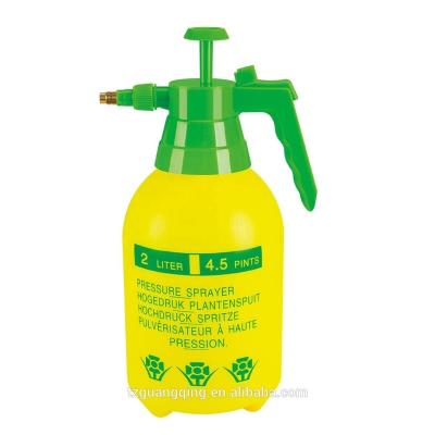 China China Supplier Quality Vacuum Garden Trigger 2Liter Manual Pressure Sprayer Power Watering Sprayer for sale