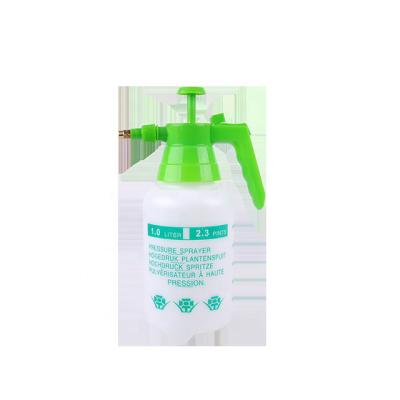 China Handheld Garden Sprayer Copper 1L Plastic Nozzle Evenly Sprays Chemicals and Pesticide-bottle for spraying weed White+green PE for sale