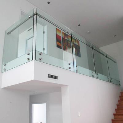 China Modern Outdoor Frameless Glass Balcony Fence Deck Glass Railing for sale