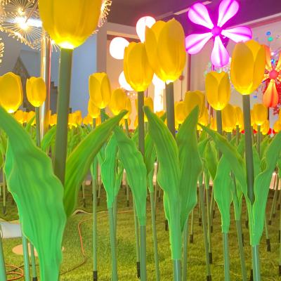 China Customized Holiday decoration Outdoor Garden led light  for Led Tulip Flower light for sale