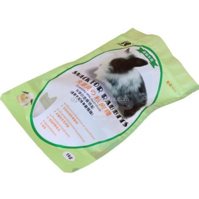 China High Quality Fast Delivery Rabbit Food Bag Animal Feed Packaging Resealable Bag Moisture Proof for sale