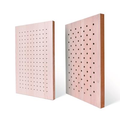 Cina Struttura a buco rotondo pannelli di legno perforati acustici 2400mm 0,9NRC CE FSC in vendita