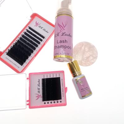 China Feather Wholesale Price Private Label 1 Second Low Moisture Glue 5ml Adhesive Eye Lash Glue Waterproof Eyelash Extension for sale