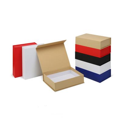 China Recycled Materials Customized Luxury Cardboard Paper Magnetic Gift Box For Cosmetic Gift Packaging for sale