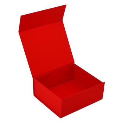 China Recycled Materials Luxury Red Collapsible Gift Boxes With Magnetic Closure Lid For Gift Packaging for sale