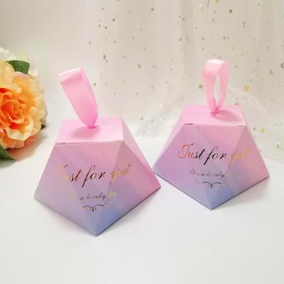 China Elegant Hot Food Gold Stamping Candy Box Jewel Shaped Wedding Favors Party Supplies Gift Packaging Boxes Ribbon for sale