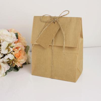 China Recyclable Elegant Kraft Paper Bag Gift Packaging Bag Coin YSupplies Hemp Twine and Ornament Card for sale