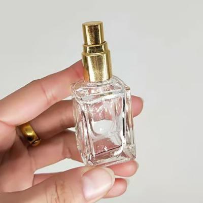 China 15ml 20ml Cosmetic Empty Perfume Bottle For Refilling Clear Glass Perfume Sprayer Bottle With Square Shape for sale