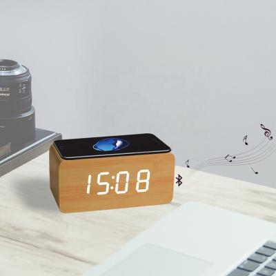 China LUMINOVA RTS Wireless Charger Wooden Alarm Clock Wireless Clock for sale