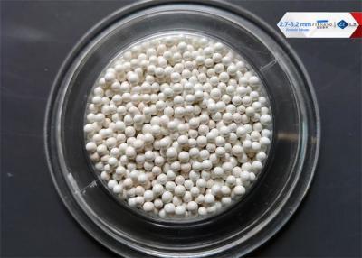 China Milky White Zirconium Silicate Beads Durable Surface Media Ores / Minerals Grinding Dispersion for sale