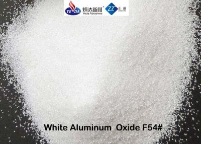 Chine Le blanc de soufflage de médias d'oxyde d'aluminium de la grande pureté 99,2% a fondu l'alumine pour le traitement préparatoire à vendre