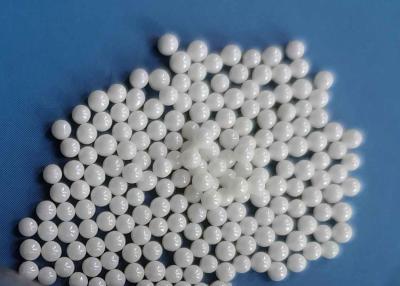 China 95 Yttrium Stabilized Zirconia Bead Zirconium Oxide Milling Media 1.4-1.6mm For Ultra Fine Materials for sale