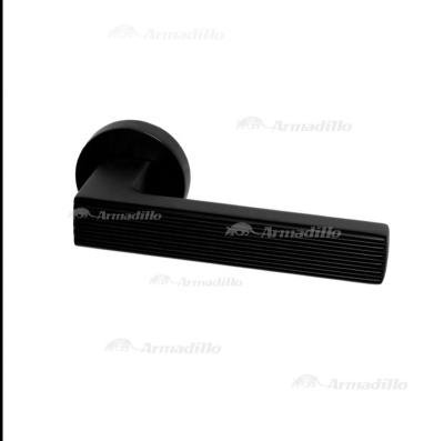 China Contemporary Italian Design Black Zamac Lever Door Handle for sale