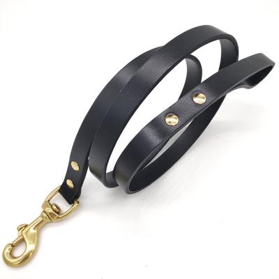 China 2022 Custom Best Seller in Running Dog Leash Durable Super Powerful Leather Leashes for Dog Training and Walking with Heavy Duty Hooker for sale