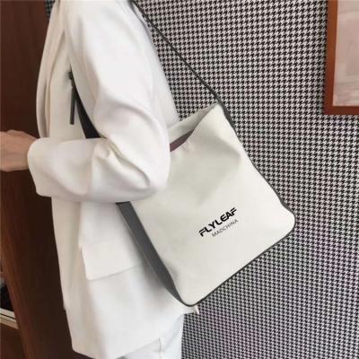 China Lady High-quality Canvas Bags Ladies Handbags Ladies Handbags Women Handbags With Genuine Leather for sale