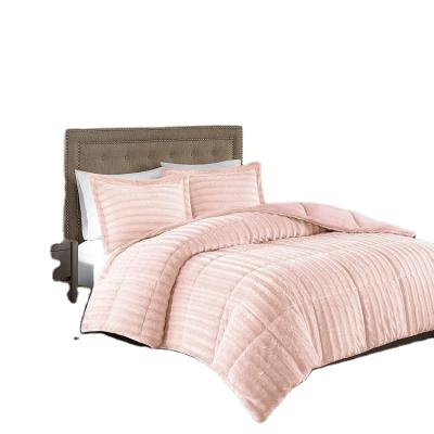 China Custom King Bed Piece Set Pink Comforter Set Velvet Comforter Set Anti Dust Mite Maker for sale