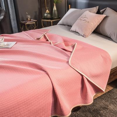 China Anti-Static Manufacturer Can Customize Sonic Comforter Sets Cheap Comforter Bedspread Sets Summer Slim Comforter for sale