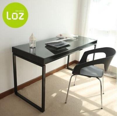 China Simple Design Modern Single Computer Desk Glass Top Laptop Desk With Steel Legs for sale