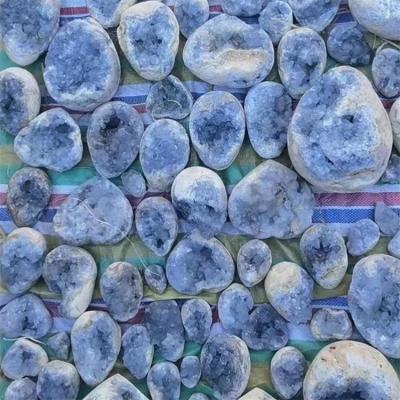 China China Wholesale Hand Carved Natural Blue Calcite Crystal Heart Healing Stones Crystal Goede Group Heart For Decoration for sale