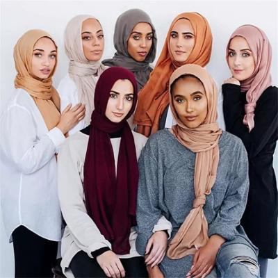 China 2021 Cotton Viscous Women Solid Hijab Cotton Wrap Head Scarfs Elegant Muslim Lightweight Hijab Shawl Pleat Turban Head Scarfs for sale