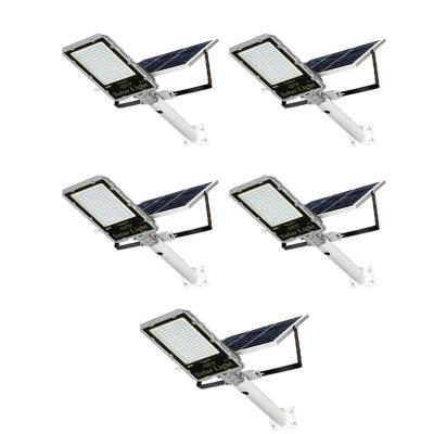 China Residential solar panel separated 100W LED waterproof ip 65 light control remote hot sale outdoors garden 15AH aluminium solar street lights for sale