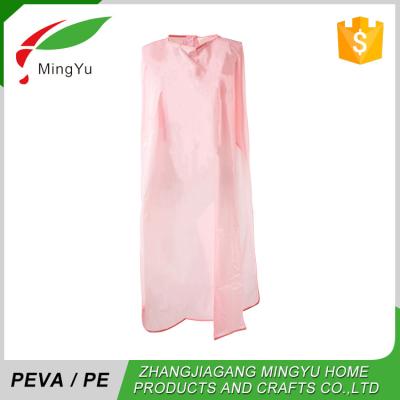 China Hair Salon Spa High Grade Thickness 0.03Mm-0.1Mm Hairdressing Capes Gowns for sale