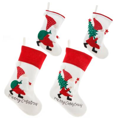 China Christamas Home Decor Customized Embroidered White Christmas Flannel Christmas Stocking Santa Christmas Socks Plain Embroidered Christmas Tree Fireplace Decorations for sale