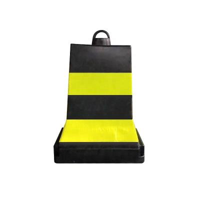 China Plastic Barriers Road Safety Products, Plastic Road Water Filled Barrier, Reflective Road Barriers for sale