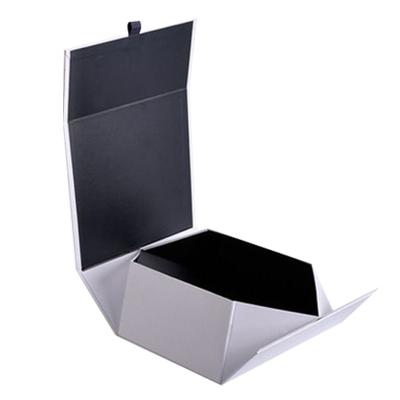 China Recyclable High Quality Custom Paper Folding Mailing Box For Clothing Shoes Garment Corrugated Packaging Shipping Box for sale