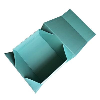 China Hot Selling Custom Holographic Folded Paper Gift Boxes Recyclable With Private Label For Cosmetic Apparel Packaging Boxes for sale