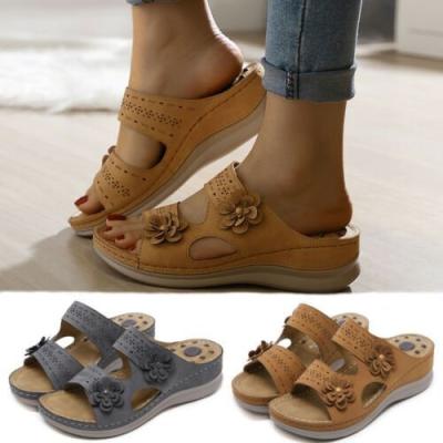 China Waterproof Women's Slide Sandals Open Toe Leather Flat Sandals Flowers Walking Shoes Wedges Casual Sandals for sale