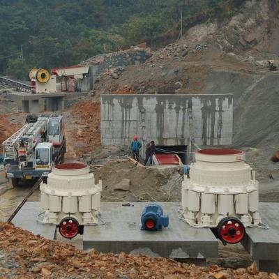 China triturador hidráulico do cone do composto da mola do triturador da rocha do cone 50T à venda