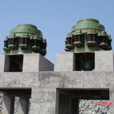 China des Bergbau-330-725t/h Kegel Felsen-der Zerkleinerungsmaschinen-250-300kW, der Maschine zerquetscht zu verkaufen