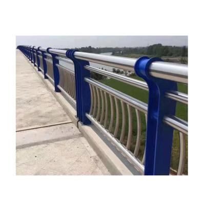 China Wholesale Hot Selling Wear Resistant Easily Assembled Guardrail Antifreeze Deck Guardrail for sale