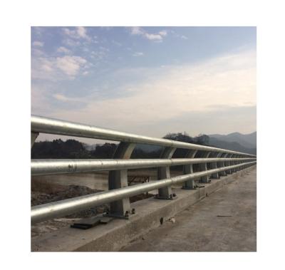 China Good Quality Composite Column Galvanized Deck Guardrail Easily Assembled Guardrail Pipe for sale