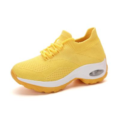 China Breathable Air Cushion Air Cushion Shoes Sport Mesh Casual Fashion Flat Sneakers Women for sale