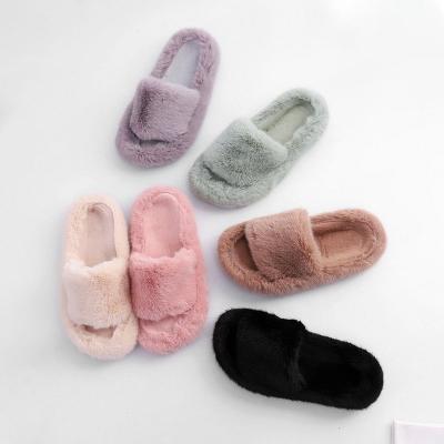 China New Pattern Logo Exquisite Custom Made Light Weight Fashion Women's Large Faux Fur Slippers Adult Indoor Cheap Slides for sale