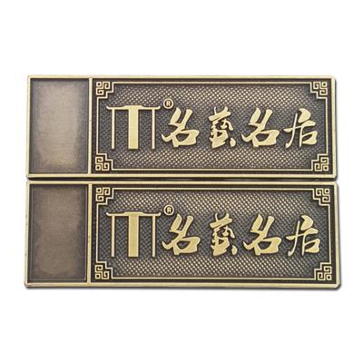 China China Fashionable Classic Style Antique Brass Metal Logo Engraved Label For Doors for sale