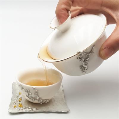 China Viable Hot Selling Tea Set Lid Ceramic Making Bowl Exquisite White Porcelain Gaiwan Black Tea Flower Tea Cup for sale