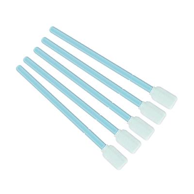 China Good Quality Cleanroom Disposable Long Lint Free PP Handle Knitted Polyester Tip Swab For Electronics for sale