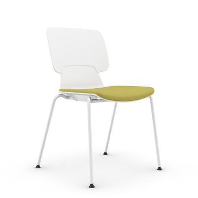 China Moderne stapelbare conferentiestoelen Commerciële stapelbare trainingsstoelen Te koop