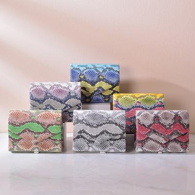 China High Quality European Style Snakeskin Party Prom Women Cluch Bag Evening Clutch Bag For Women With Chains for sale